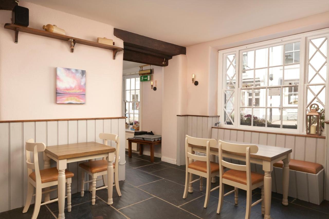 The White Hart Hotel Modbury Exterior photo